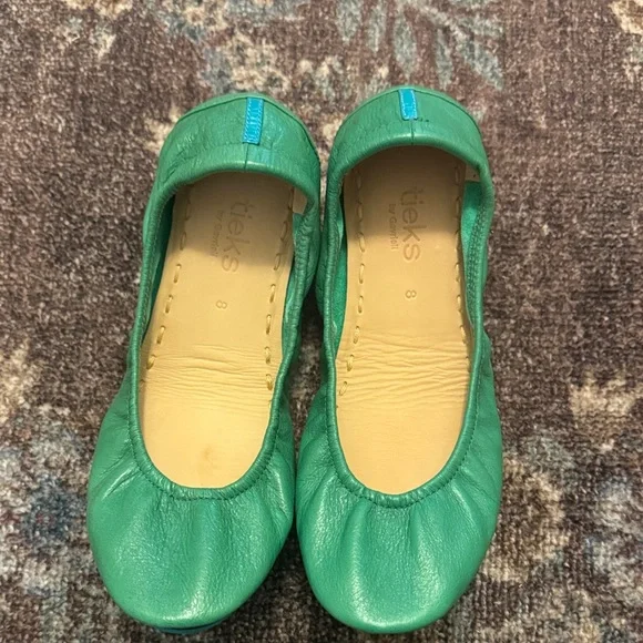 Tieks Clover Green Leather Flats - Picture 3 of 8